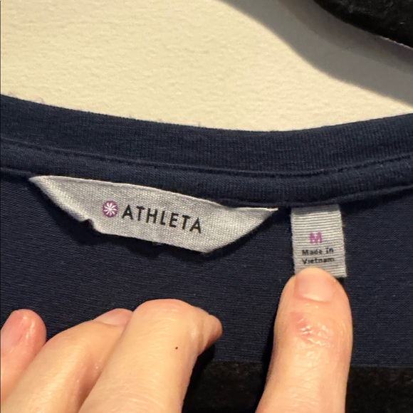 Athleta Navy Blue Women's Long Sleeve Top - Picture 2 of 5